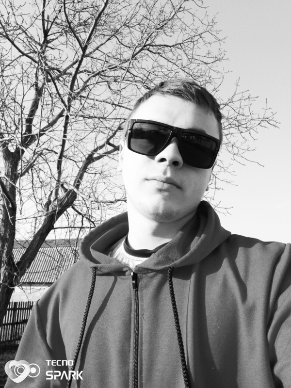 Виталик, 22, Донецке — анкета №1152681
