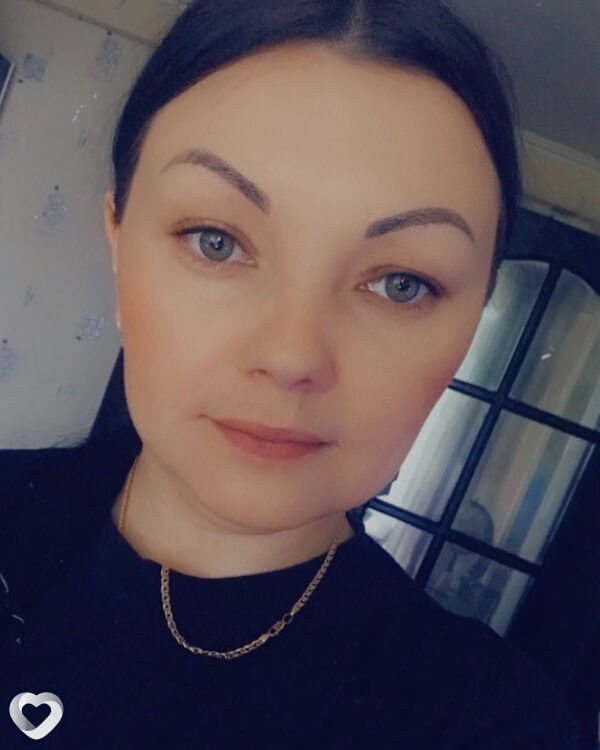 Анна, Пахачи