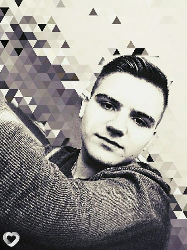 Павел, 23, Слуцке — анкета №1153792
