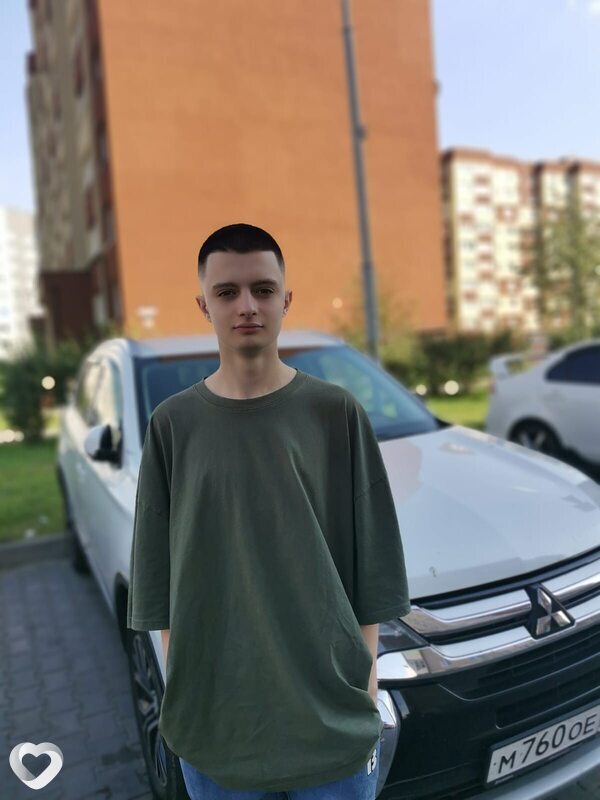 Артём, 20, Калининграде — анкета №1154545