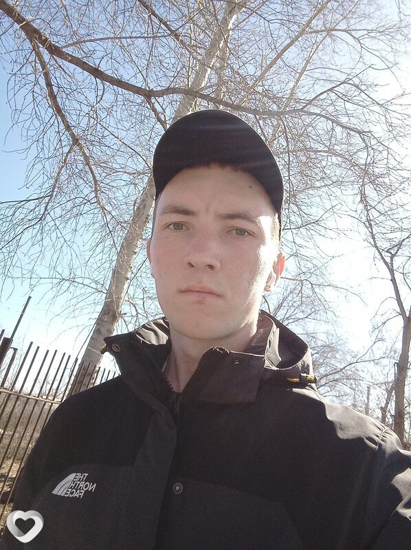 Александр, 25, Каменске-Уральском — анкета №1154594