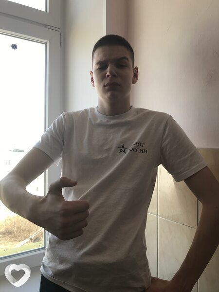 Иван, 21, Мурманске — анкета №1155430
