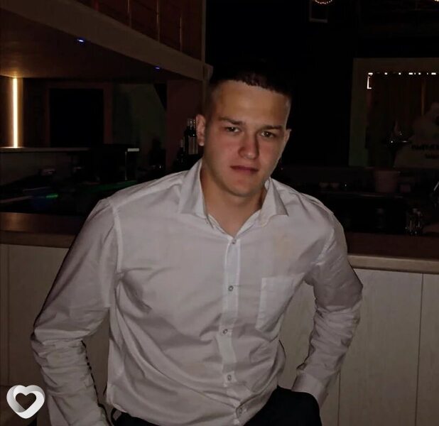 Павел, 22, Барнауле — анкета №1155608