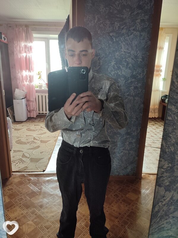 Иван, 24, Корсакове — анкета №1155646