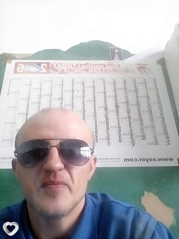 Максим, 44, Камешкове — анкета №1156934