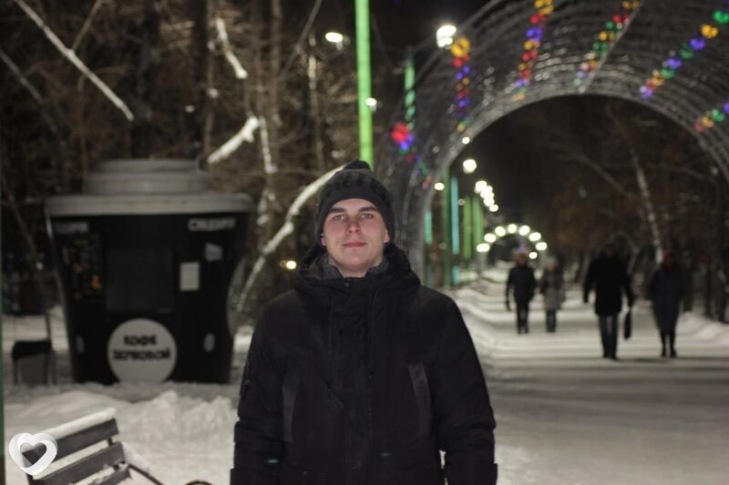 Максим, 24, Москве — анкета №1157203