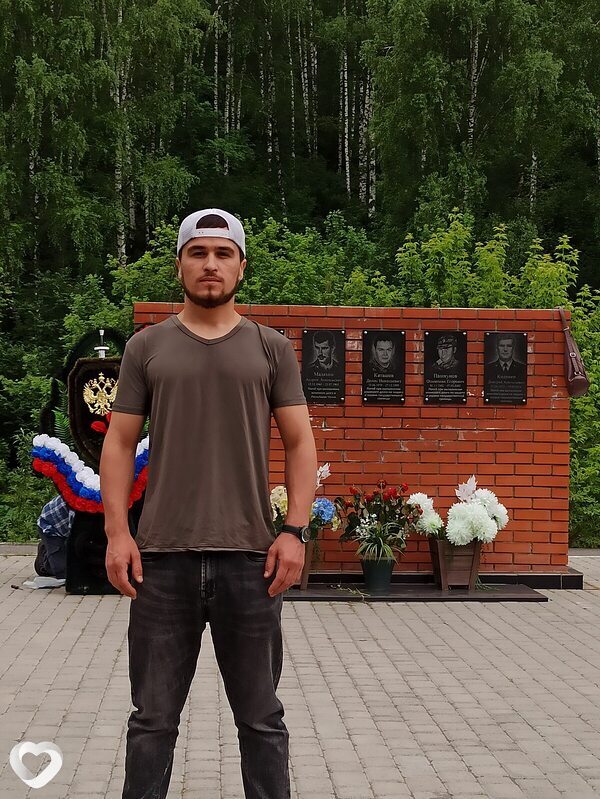 Нурик, 26, Горно-Алтайске — анкета №1157206