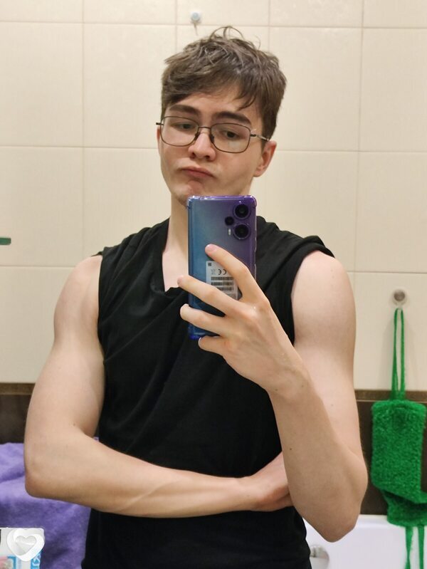 Динис, 22, Тюмени — анкета №1157753