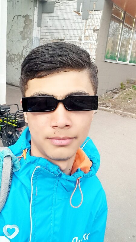 Азик, 21, Москве — анкета №1158551