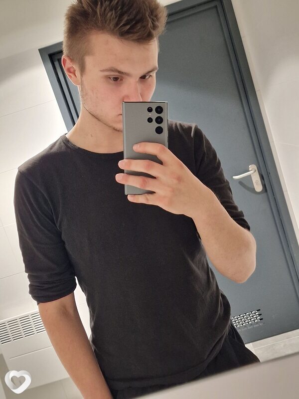 Кирилл, 21, Вроцлав — анкета №1158557