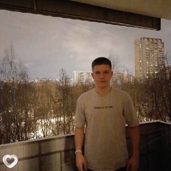 Влад, 22, Москве — анкета №1159735