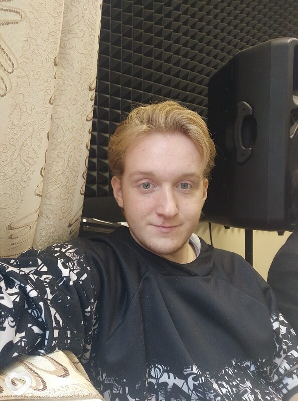 Глеб, 21, Москве — анкета №1159737