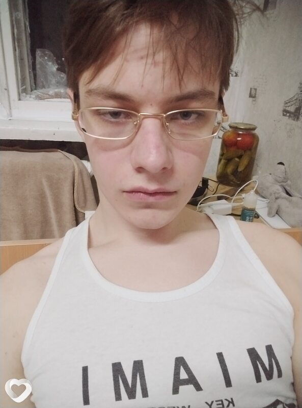 Марк, 20, Солигорске — анкета №1159771