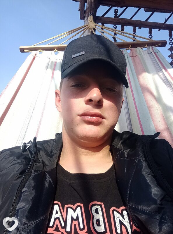 Семён, 22, Барнауле — анкета №1160384