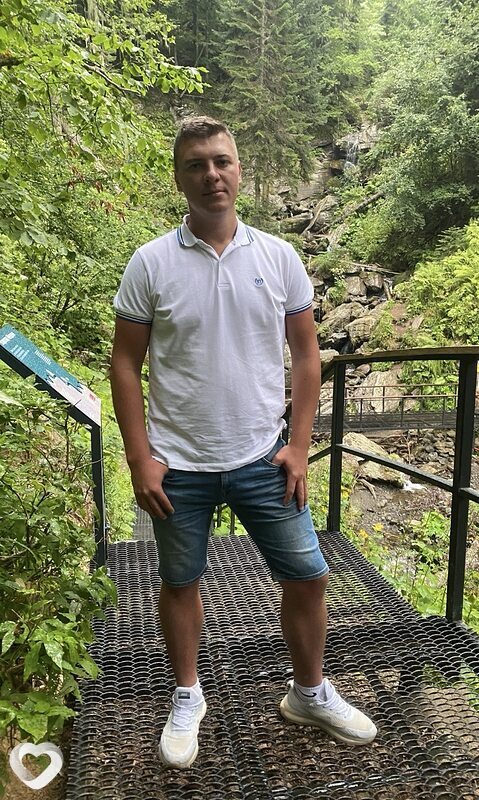 Артём, 33, Белгороде — анкета №1160576