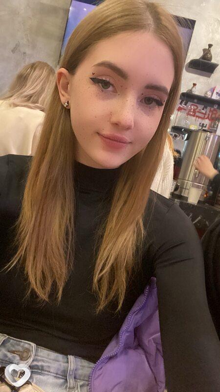 Вика, 23, Москве — анкета №1163098