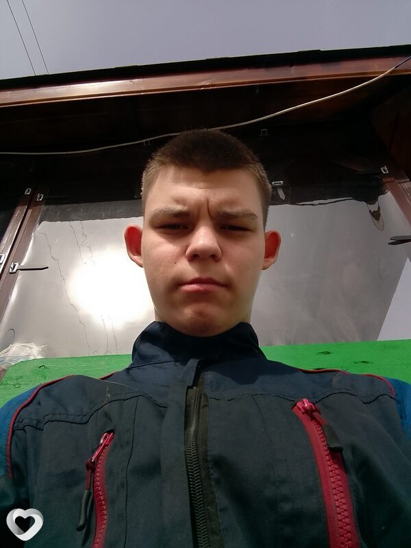 Михаил, 21, Москве — анкета №1164173