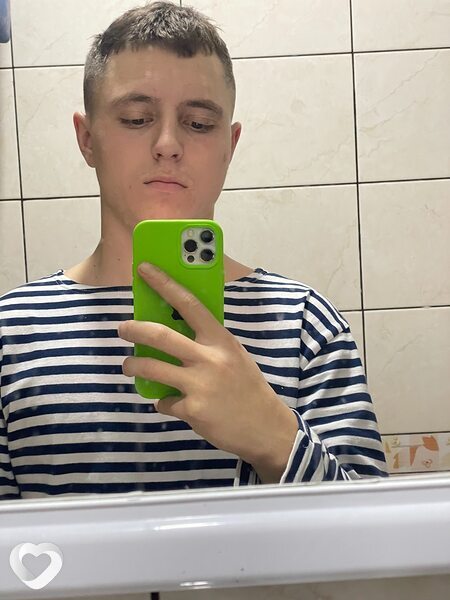 Денис, 22, Новороссийске — анкета №1164727