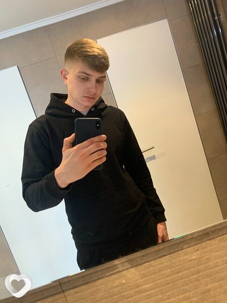 Даня, 28, Москве — анкета №1165428