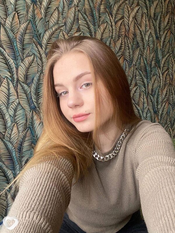 Олеся, 22, Красноярске — анкета №1165987