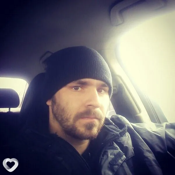Артем, 36, Бийске — анкета №1168980