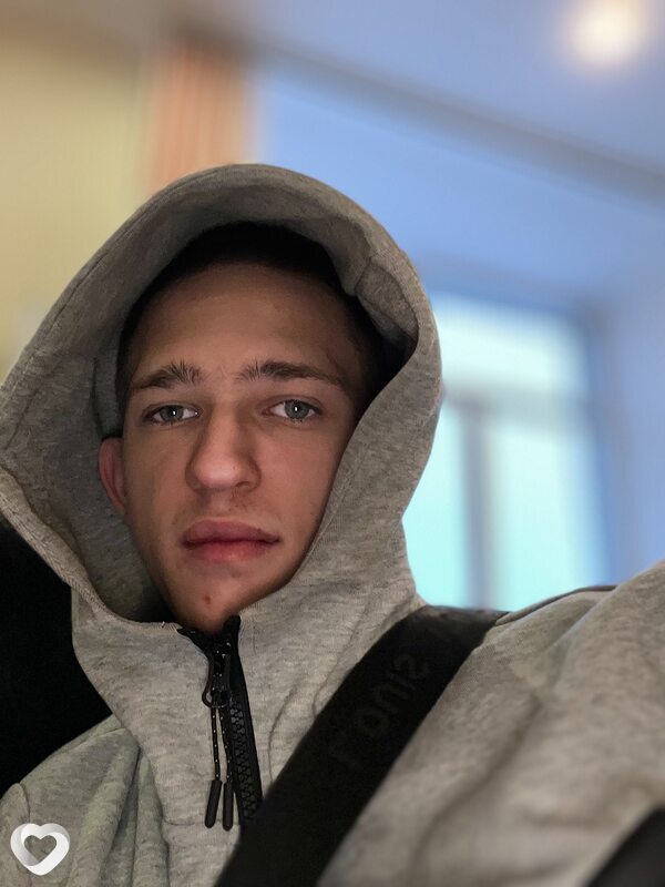 Коля, 21, Новосибирске — анкета №1169738