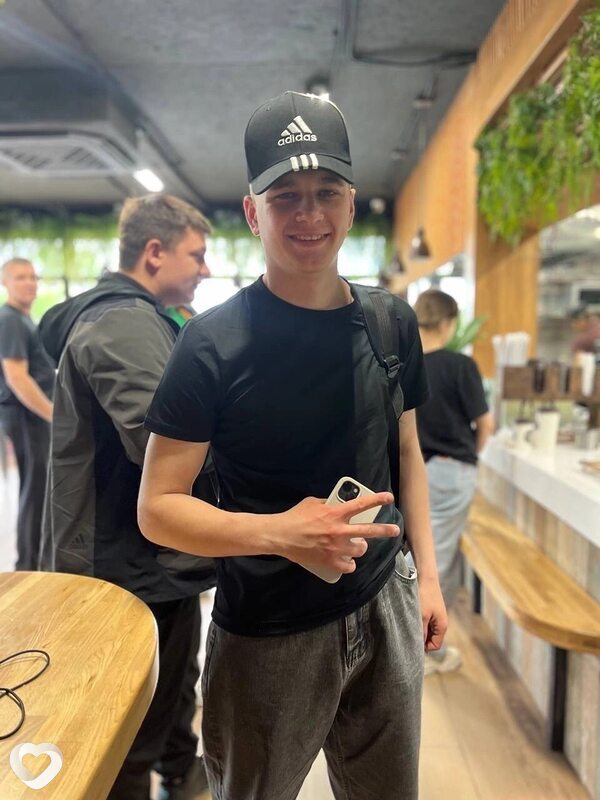 Сергей, 22, Москве — анкета №1170083