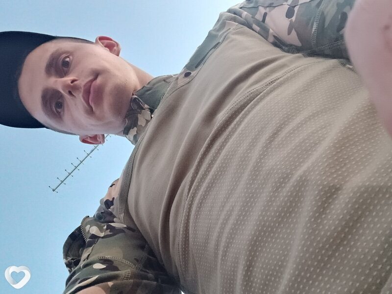 Александр, 23, Брянске — анкета №1170594