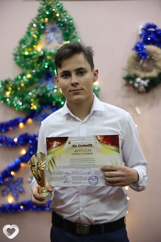 Антон, 20, Омске — анкета №1170663