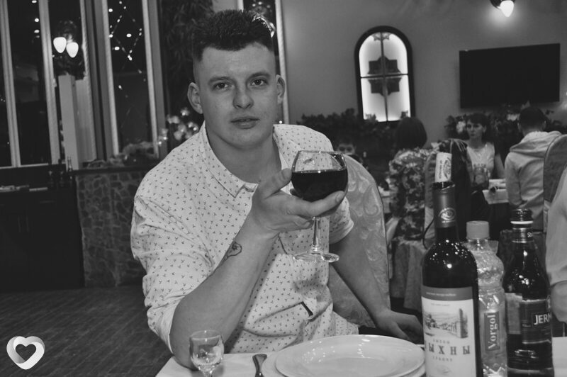 Кирилл, 27, Кимовске — анкета №1170803