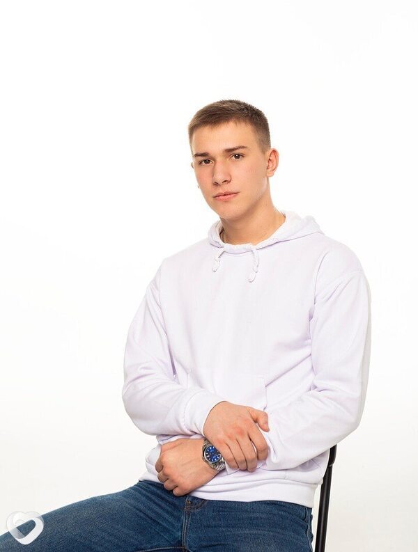 Вадим, 22, Москве — анкета №1171107