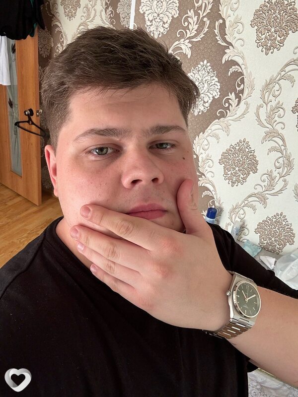 Максим, 23, Москве — анкета №1171658