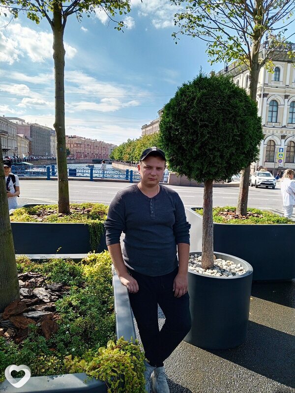 Денис, 28, Луганске — анкета №1171740