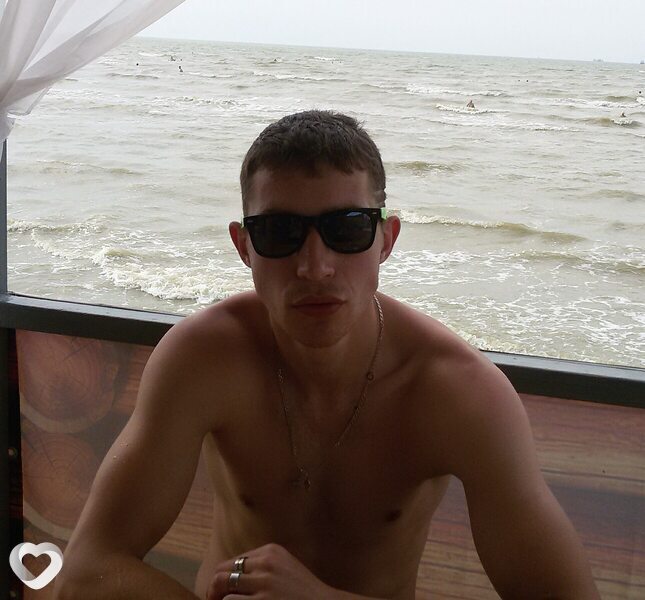 Максим, 33, Москве — анкета №1172202
