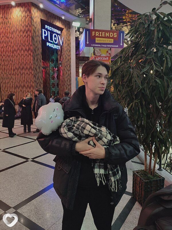Лев, 22, Екатеринбурге — анкета №1172376