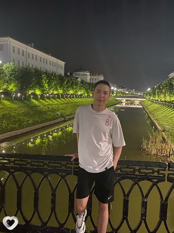 Эльдар, 22, Москве — анкета №1172785