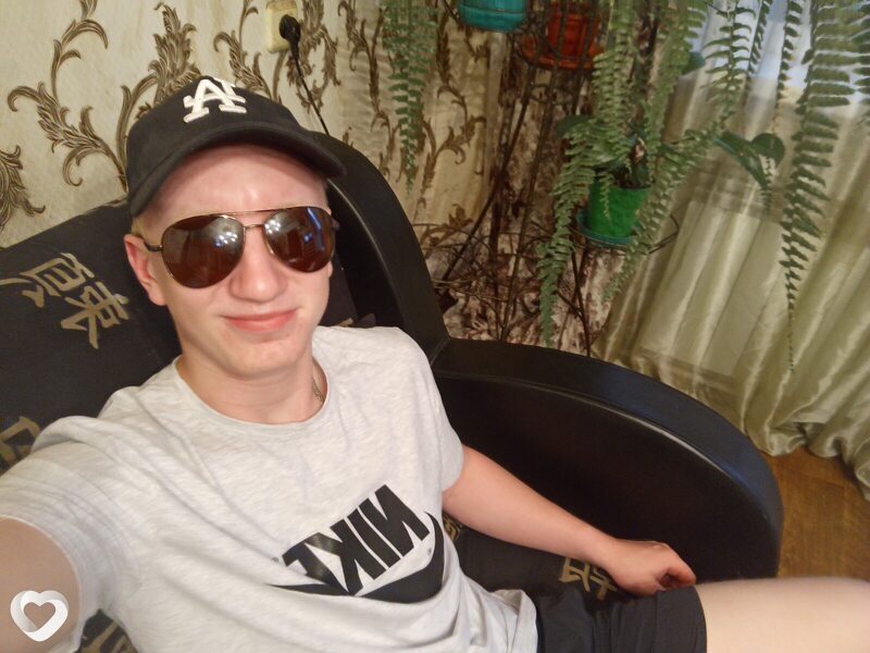 Глеб, 21, Рыбинске — анкета №1173733