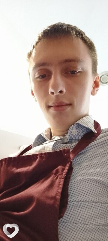 Влад, 21, Барановичах — анкета №1174985