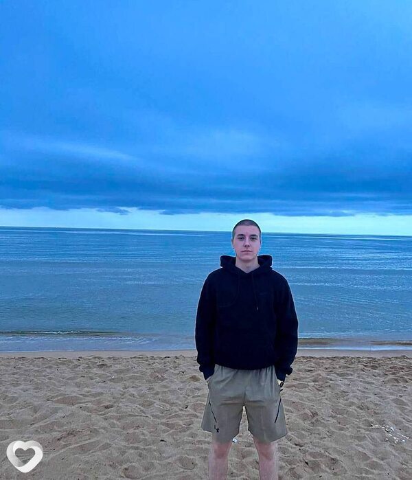 Алексей, 20, Артеме — анкета №1175234