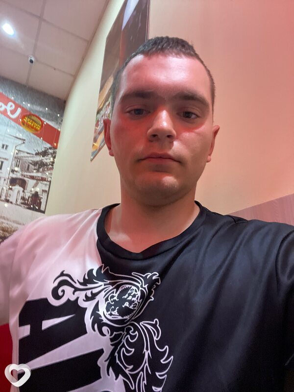 Эдуард, 27, Саратове — анкета №1175243