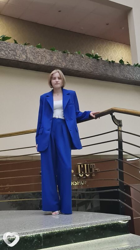 Аня, 21, Екатеринбурге — анкета №1175244