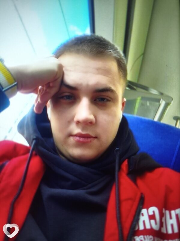 Кирилл, 31, Снежном — анкета №1175181