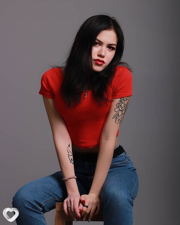 Аделия, 20, Москве — анкета №1175735