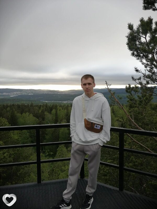 Кирилл, 25, Миассе — анкета №1175911
