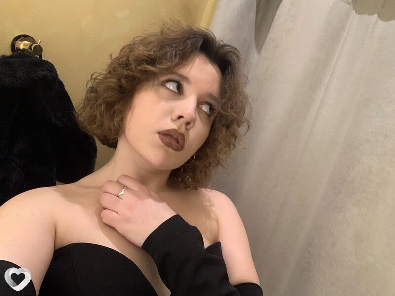Анна, 21, Москве — анкета №1175800