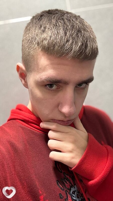 Артём, 20, Липецке — анкета №1176669