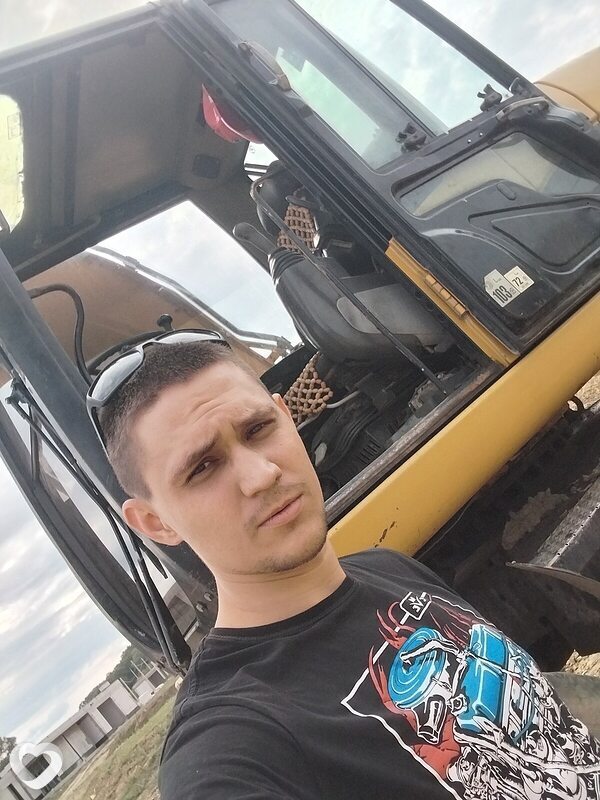 Алекс, 26, Москве — анкета №1176829
