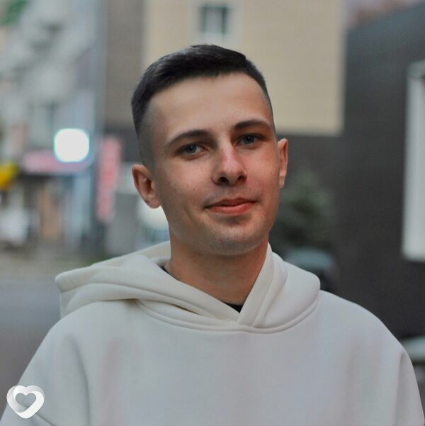 Олег, 25, Москве — анкета №1177216