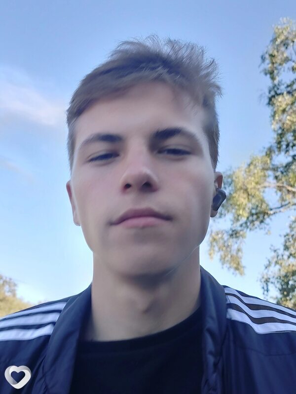 Макс, 20, Москве — анкета №1177940