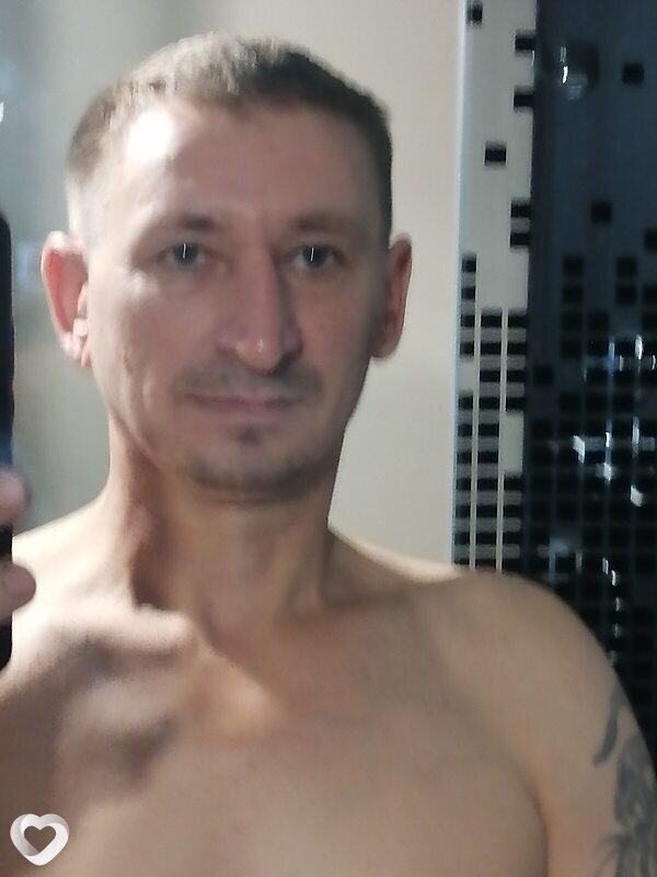 Дмитрий, Армянск